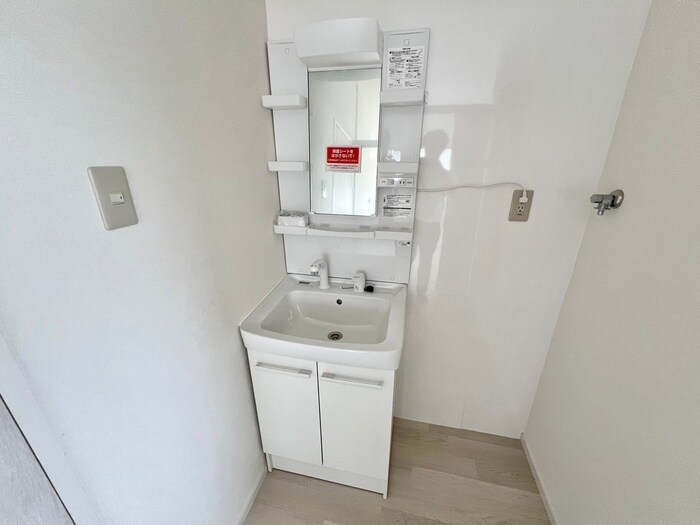 物件内観写真13　(洗面)