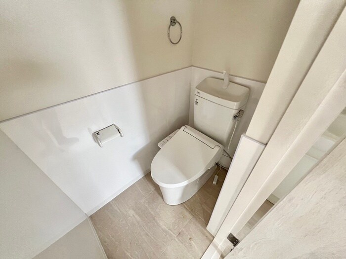 物件内観写真15　(トイレ)