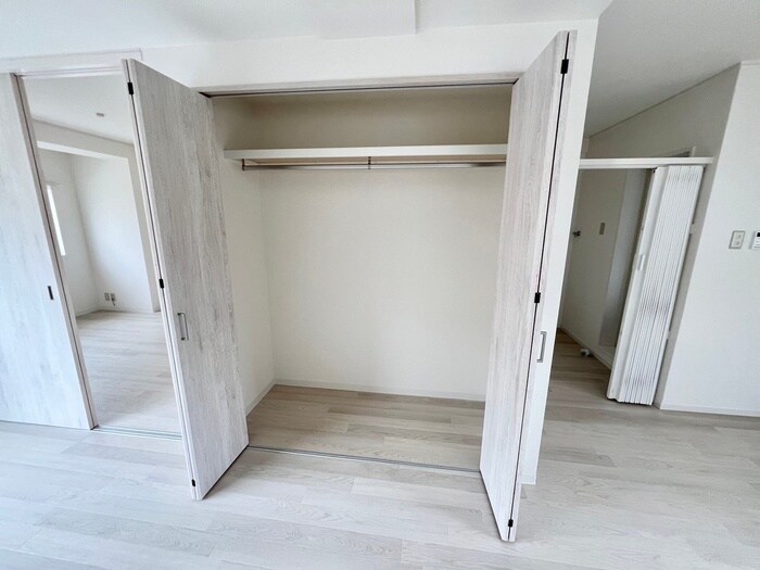 物件内観写真16　(収納)