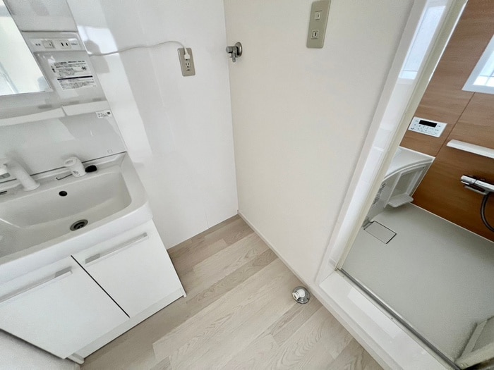 物件内観写真20　(洗濯機置場)