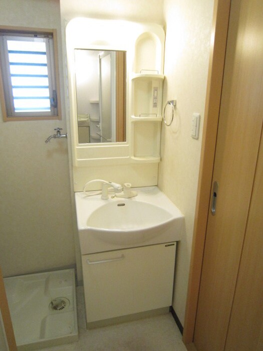 物件内観写真10　(洗面)