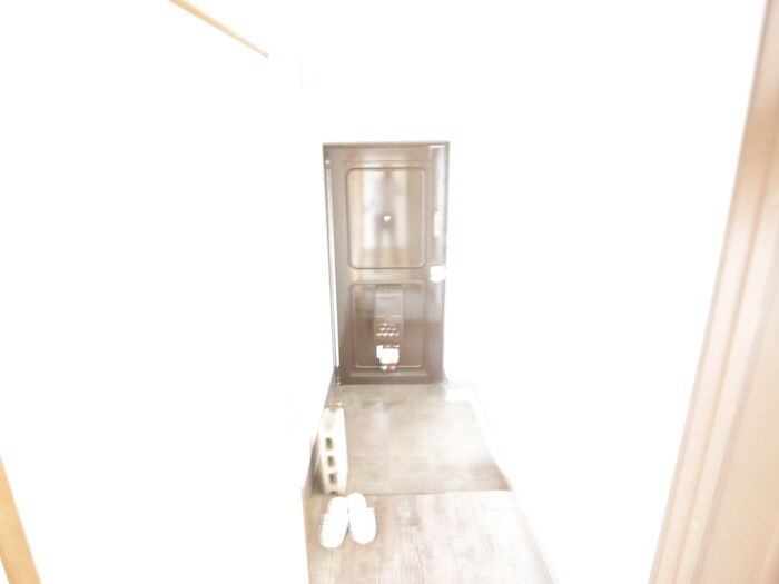 物件内観写真18　(廊下)