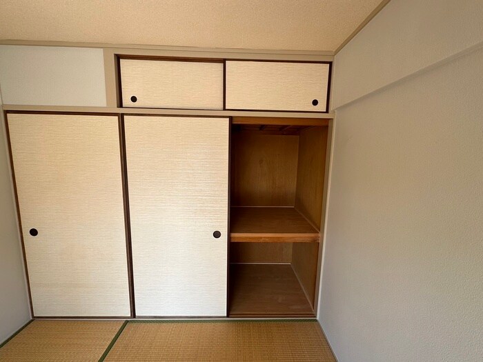 物件内観写真15　(収納)