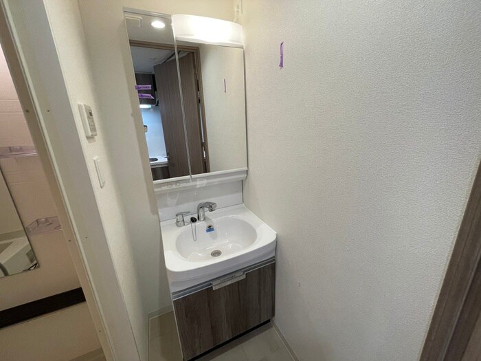 物件内観写真11　(洗面)