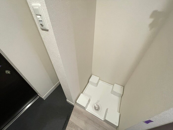 物件内観写真14　(洗濯機置場)