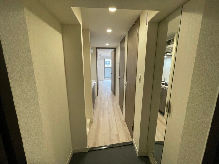 物件内観写真22　(廊下)