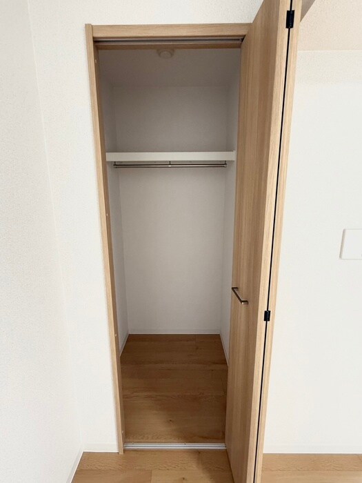 物件内観写真11　(収納)