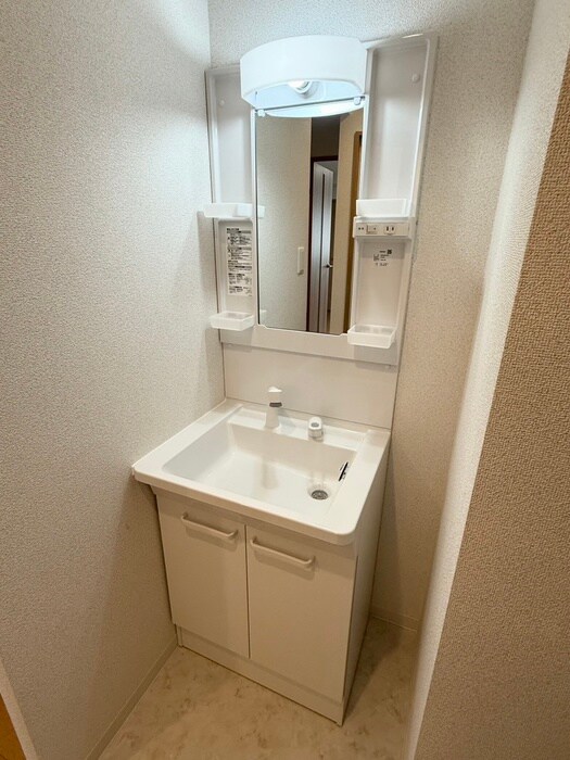 物件内観写真14　(洗面)