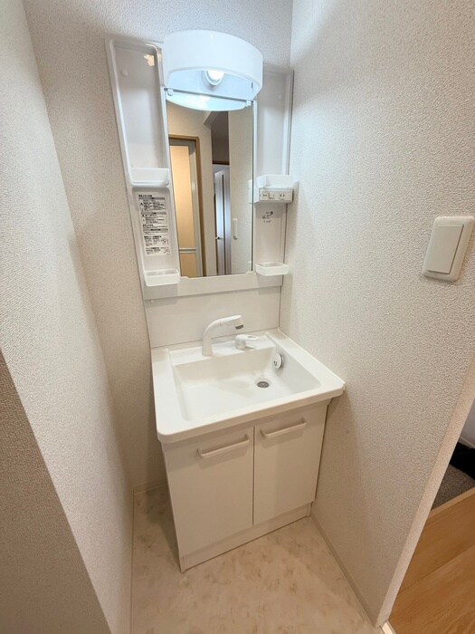 物件内観写真14　(洗面)