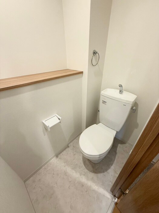 物件内観写真15　(トイレ)