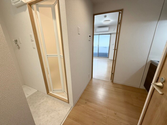 物件内観写真17　(廊下)