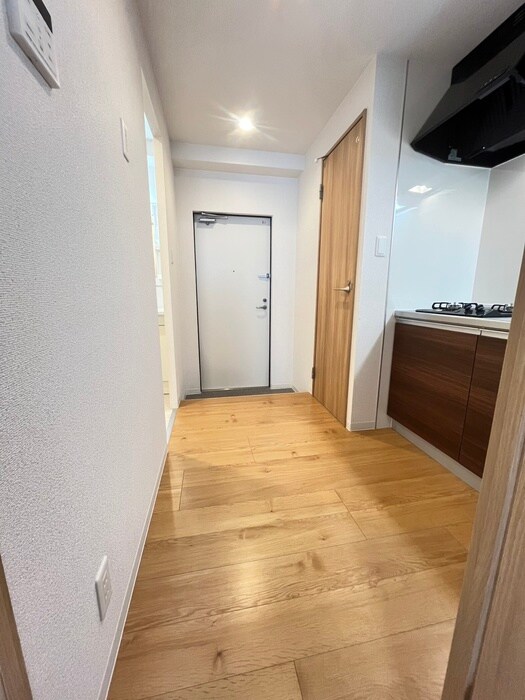 物件内観写真18　(廊下)