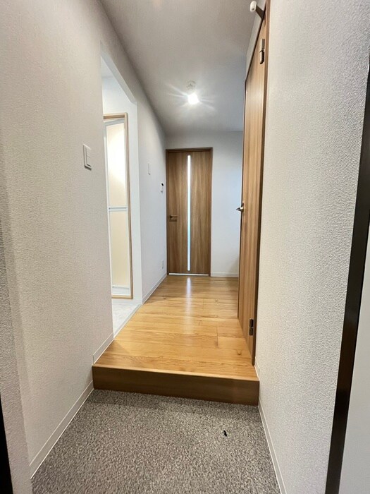 物件内観写真20　(玄関)