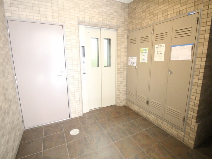 物件外観写真6　(建物設備)