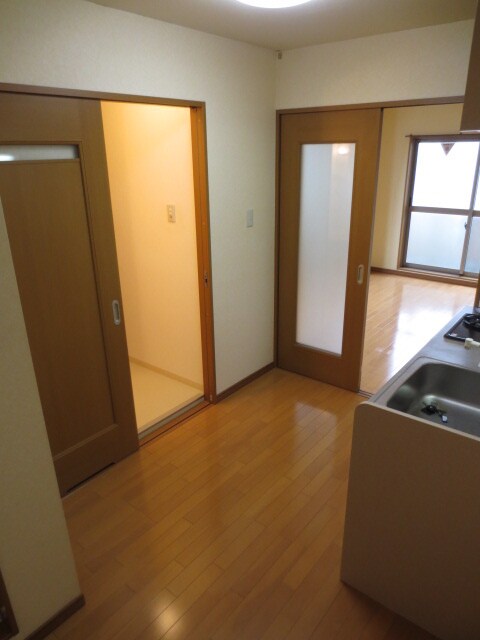 物件内観写真10　(居室)