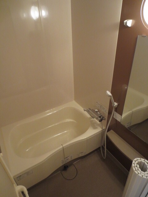 物件内観写真12　(バス／シャワールーム等)