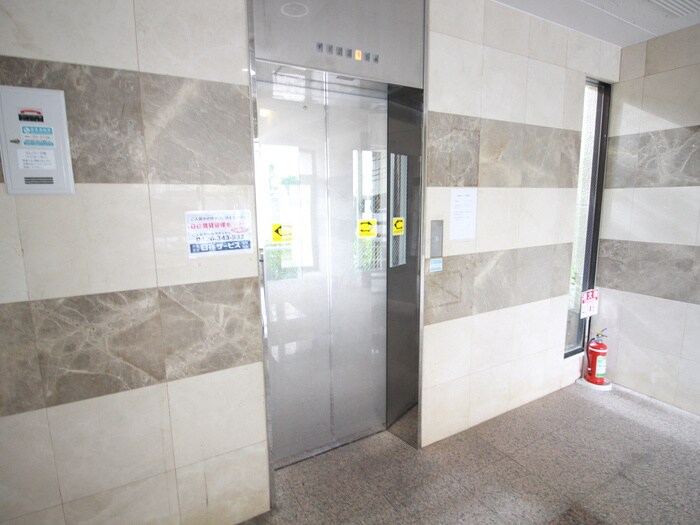 物件外観写真4　(建物設備)