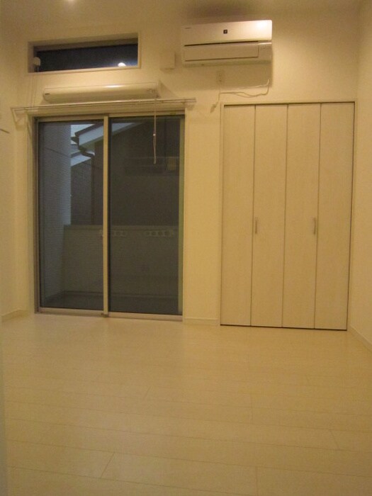 物件内観写真13　(居室)