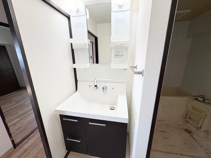 物件内観写真12　(洗面)