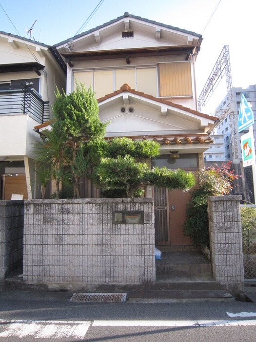 物件外観写真3　(外観写真)