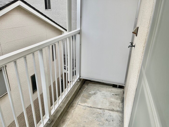 物件内観写真18　(洗濯機置場)