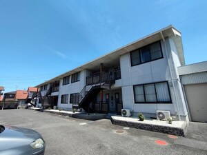 カーサリベロ外観写真