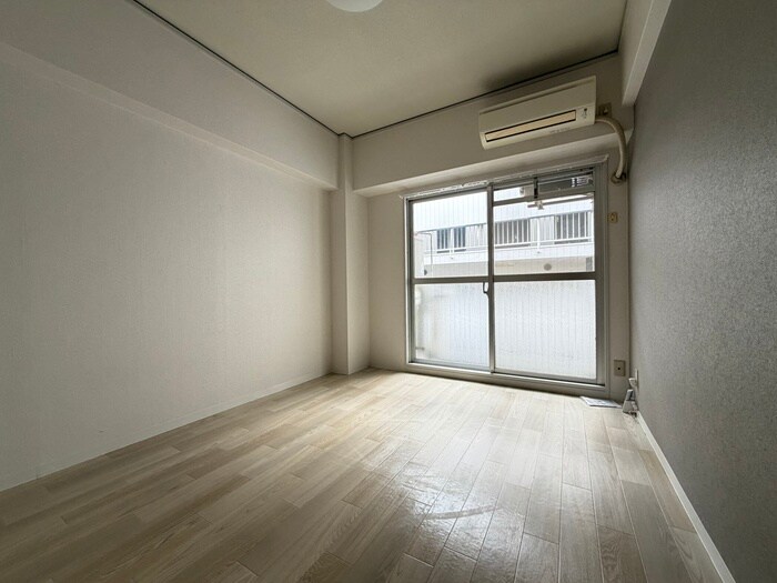 物件内観写真10　(居室)