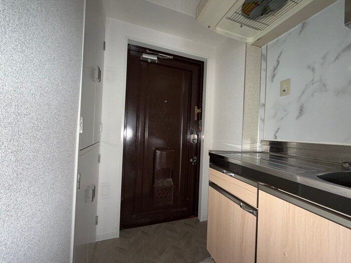 物件内観写真20　(玄関)