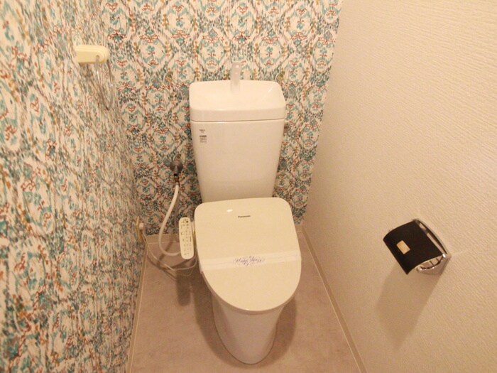 物件内観写真11　(トイレ)