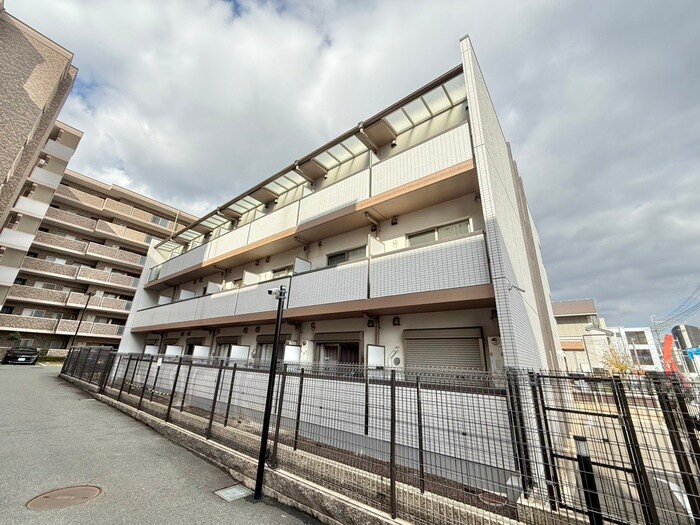 物件外観写真2　(外観写真)