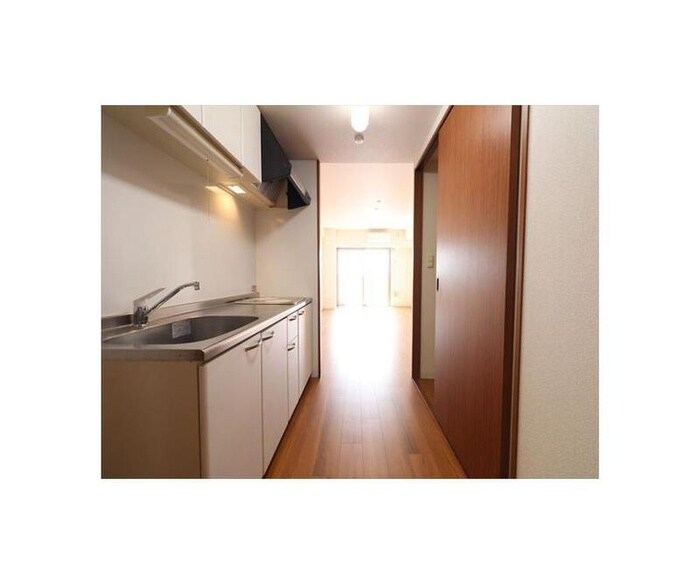 物件内観写真14　(廊下)