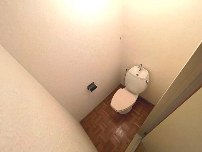 物件内観写真15　(トイレ)