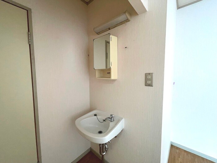 物件内観写真16　(洗面)