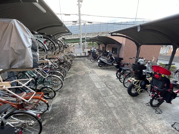 駐輪場