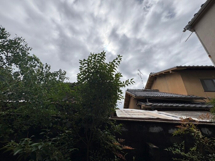 物件内観写真16　(室内からの展望)