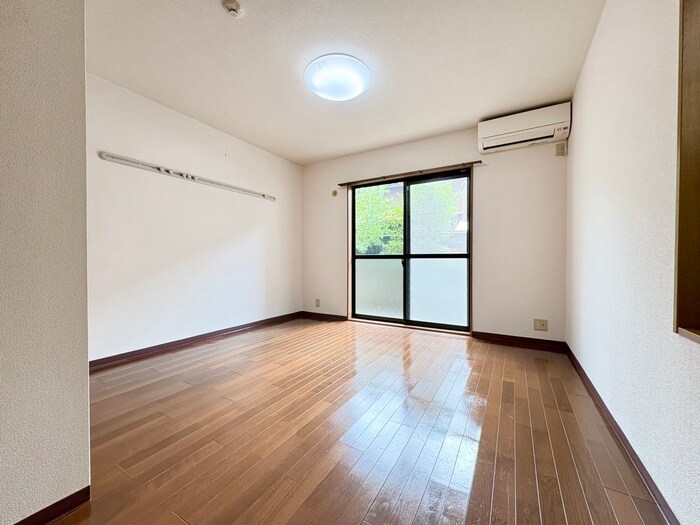 物件内観写真18　(居室)