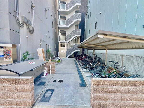 駐輪場