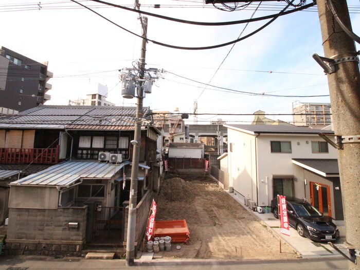 物件内観写真15　(室内からの展望)