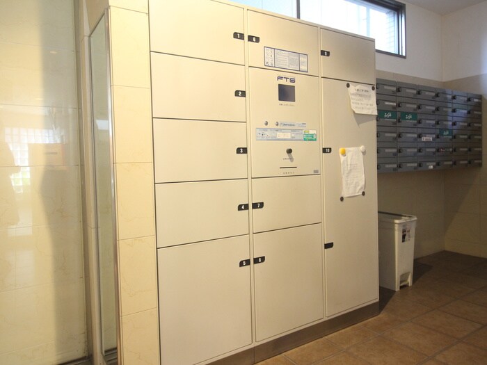 物件外観写真4　(建物設備)