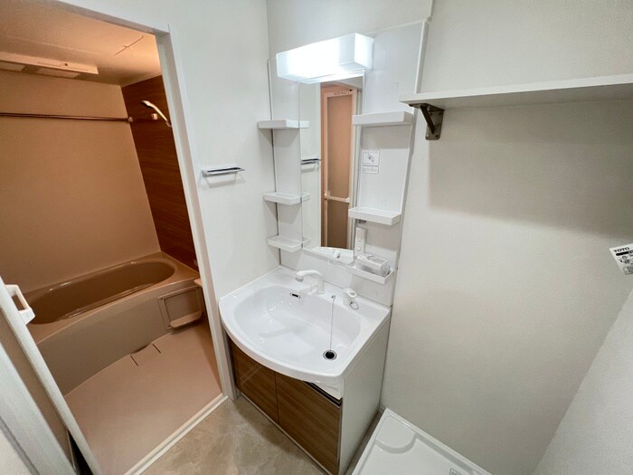 物件内観写真11　(洗面)