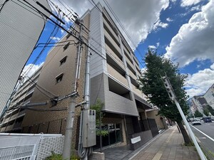 ｳﾞｪﾘﾃ・ﾗｳﾛ山科音羽川（３０８）外観写真