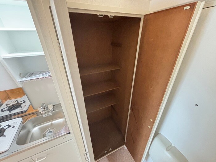 物件内観写真14　(収納)