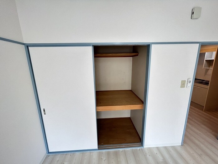物件内観写真15　(収納)