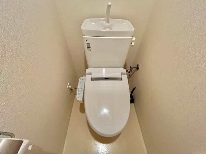 物件内観写真9　(トイレ)