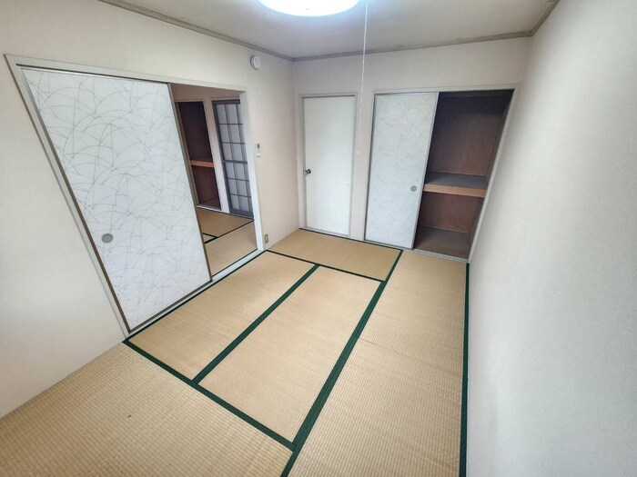 物件内観写真5　(居室)