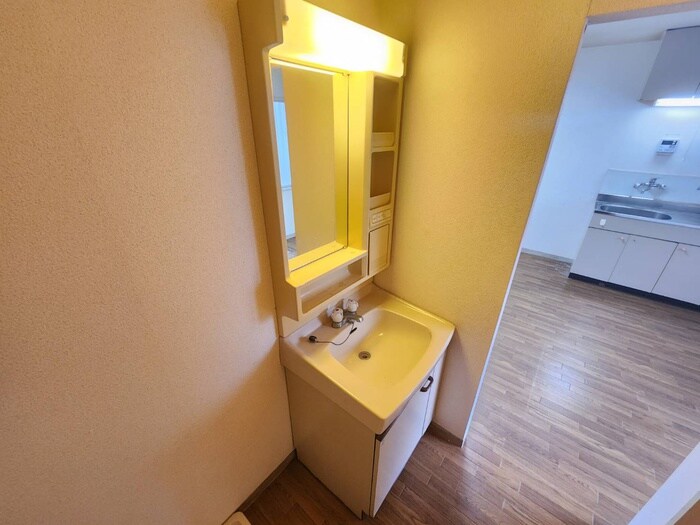 物件内観写真11　(洗面)