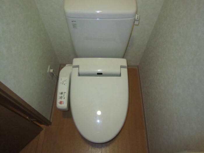 物件内観写真10　(トイレ)