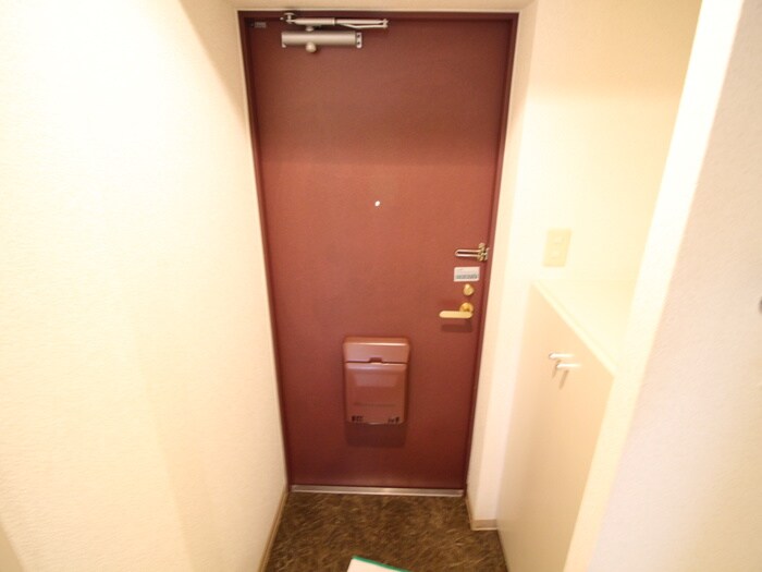 物件内観写真19　(玄関)