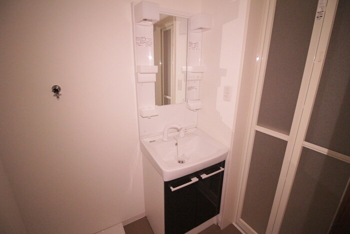 物件内観写真11　(洗面)