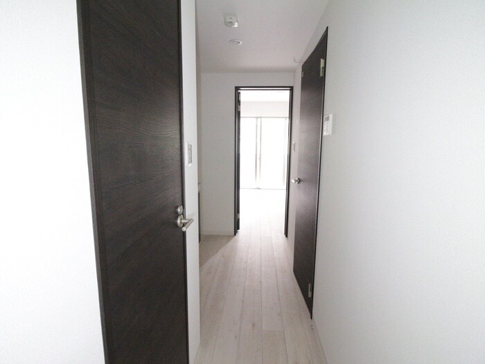 物件内観写真18　(廊下)